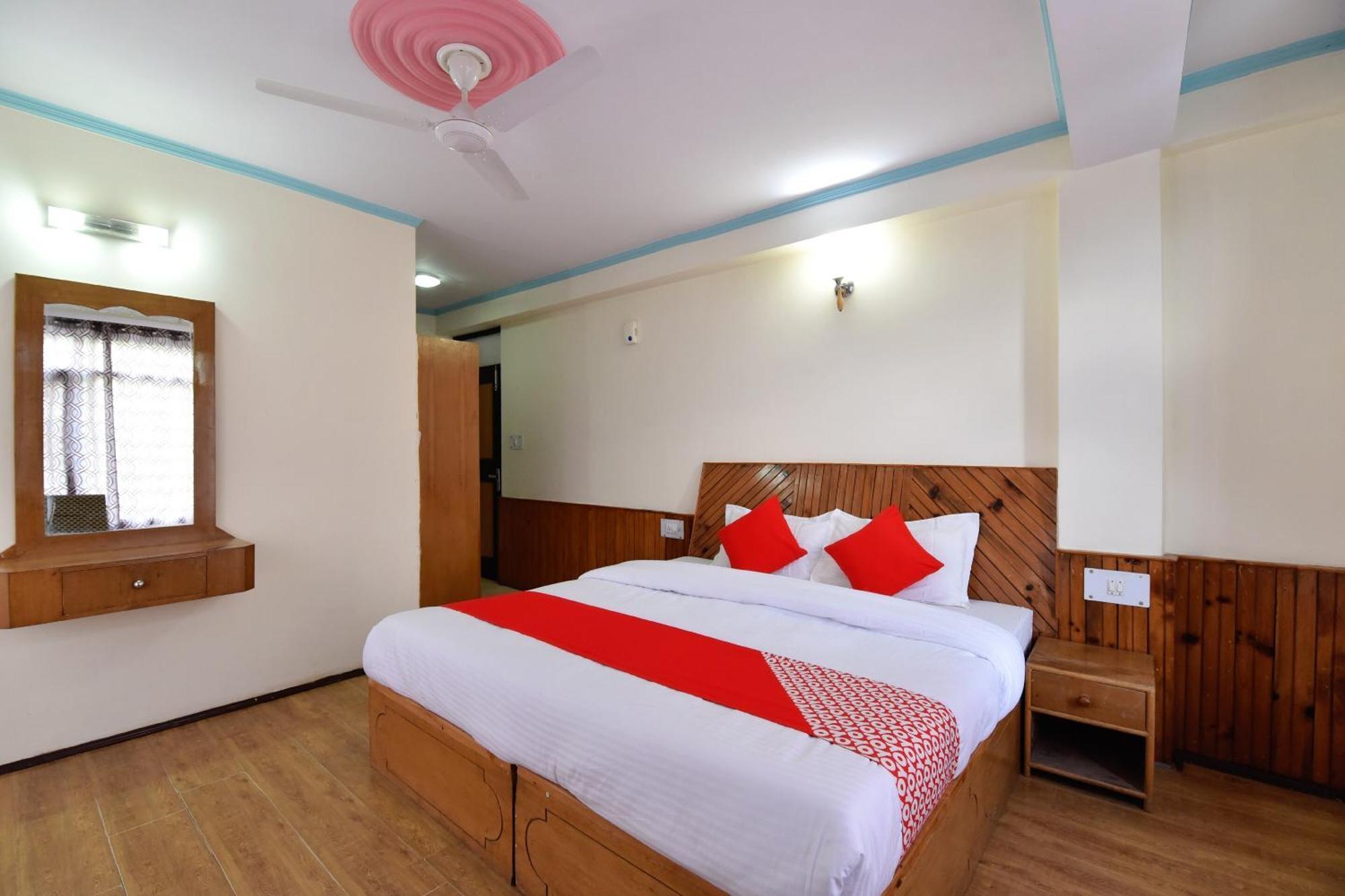 Oyo Hill View Hotel Manāli Kültér fotó