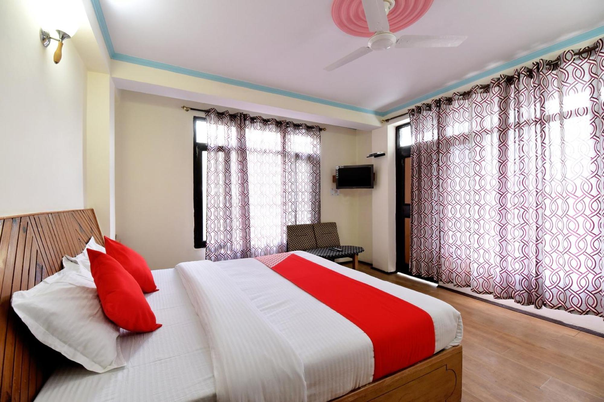 Oyo Hill View Hotel Manāli Kültér fotó